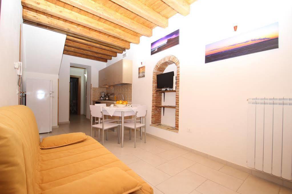 Casa Vacanze Zio Pasquale Cefalù Buitenkant foto